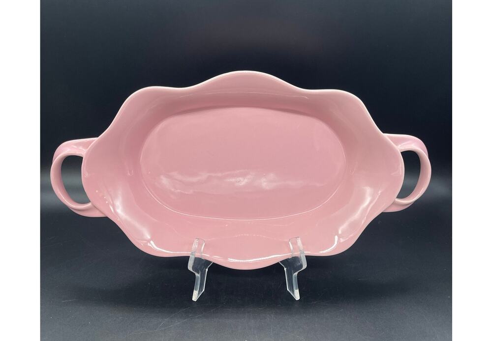 Le Boulanger Pink Oval Ceramic Bakeware Casserole Dish with Ruffle Wavy Edge